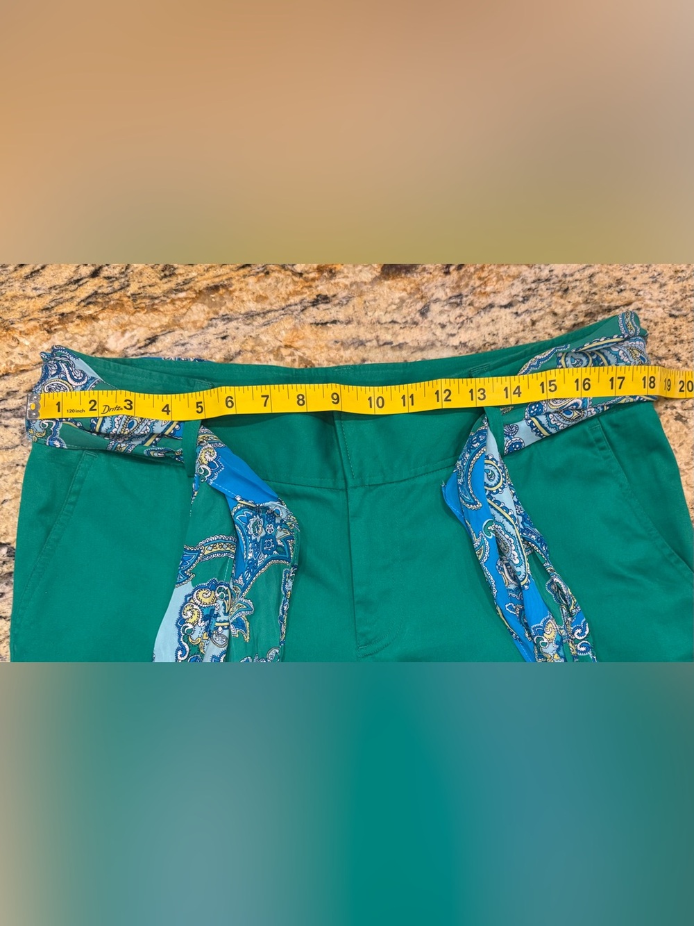 Liz Claiborne Women's Audra Capri Crop Pants Size 14 Green Scarf Belt - Picture 5 of 6